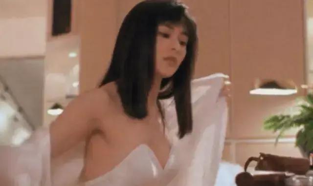 关之琳娱乐圈,关之琳演艺圈的地位