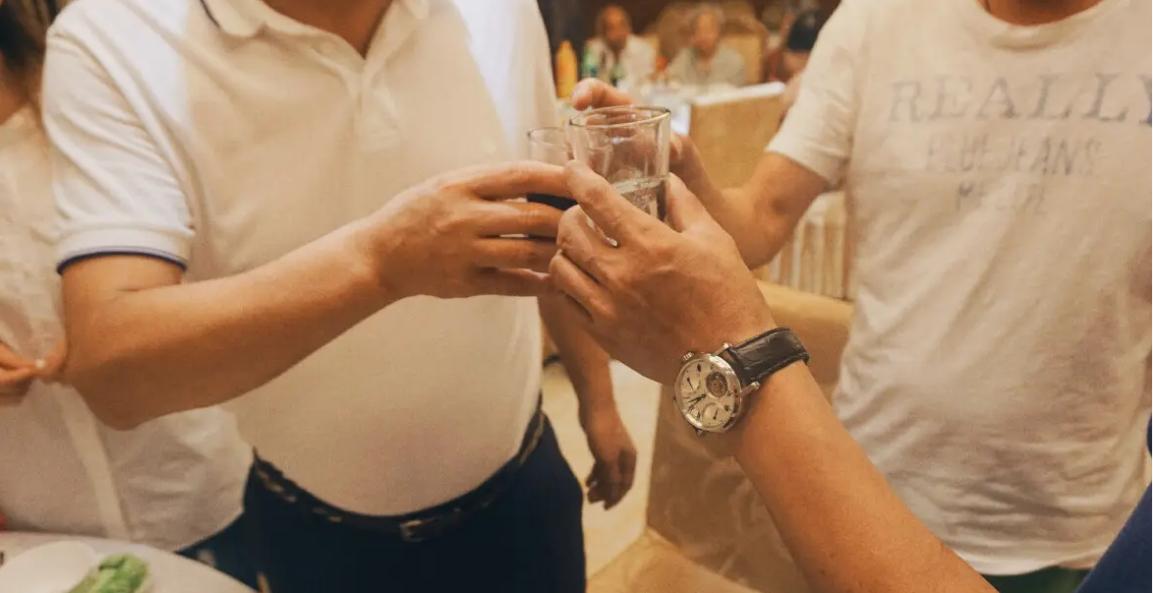 为什么酒量的高低会被当作标准,酒量为什么突然变很差