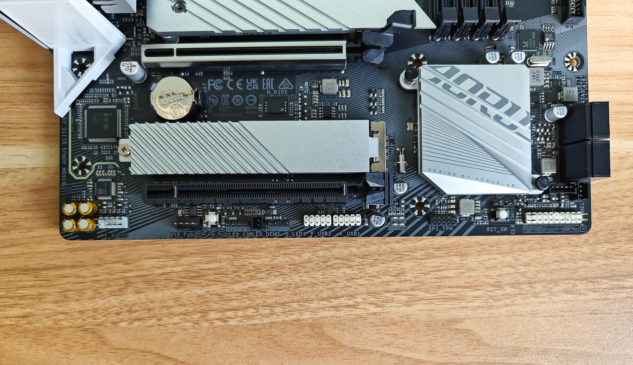 技嘉b760m电竞雕如何给内存超频,技嘉b760m小雕内存超频技术