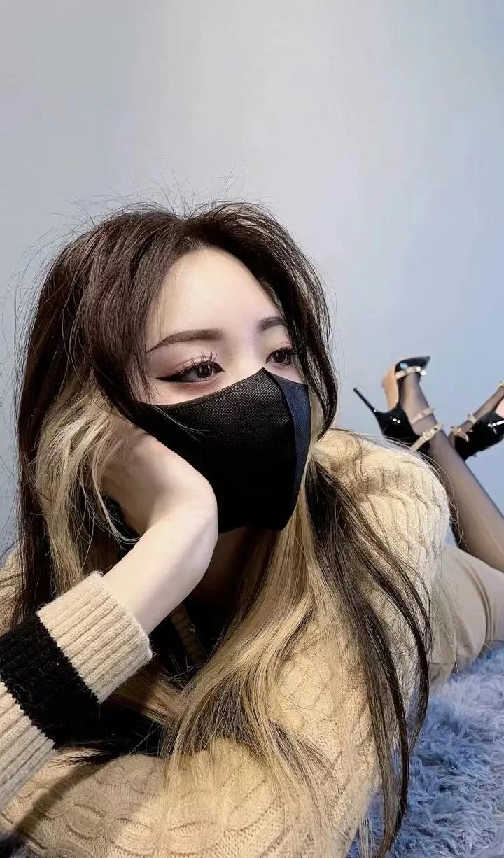 最新流行的美女壁纸图片高清大图,高清大图美女壁纸网站