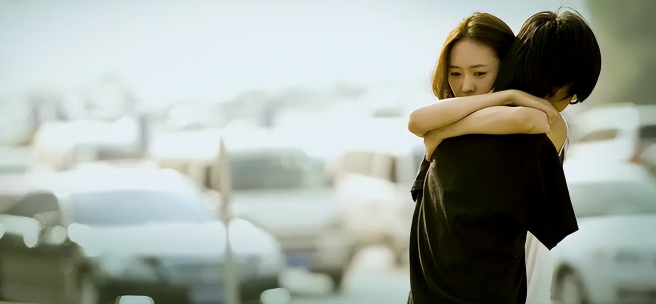 26年后，所有人听到了这位失语者的愤怒