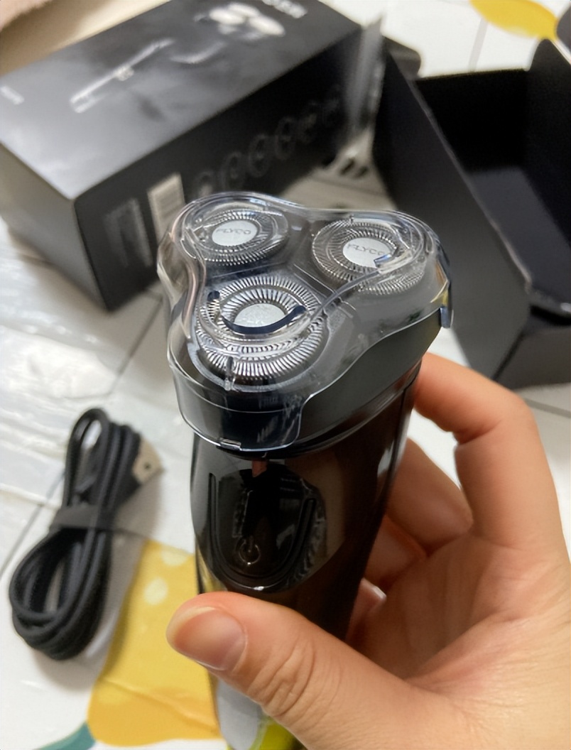 唯品会大牌特卖是正品吗,唯品会大牌特卖有什么区别