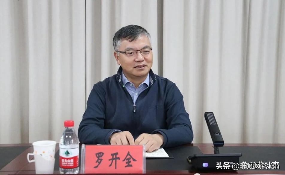 汽车零部件龙头企业是无锡振华吗,汽车零部件企业主要有