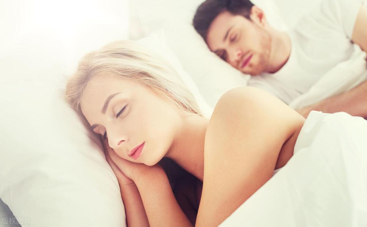 女人“事后”身体发红、发热，可能是性红晕！性红晕是什么？