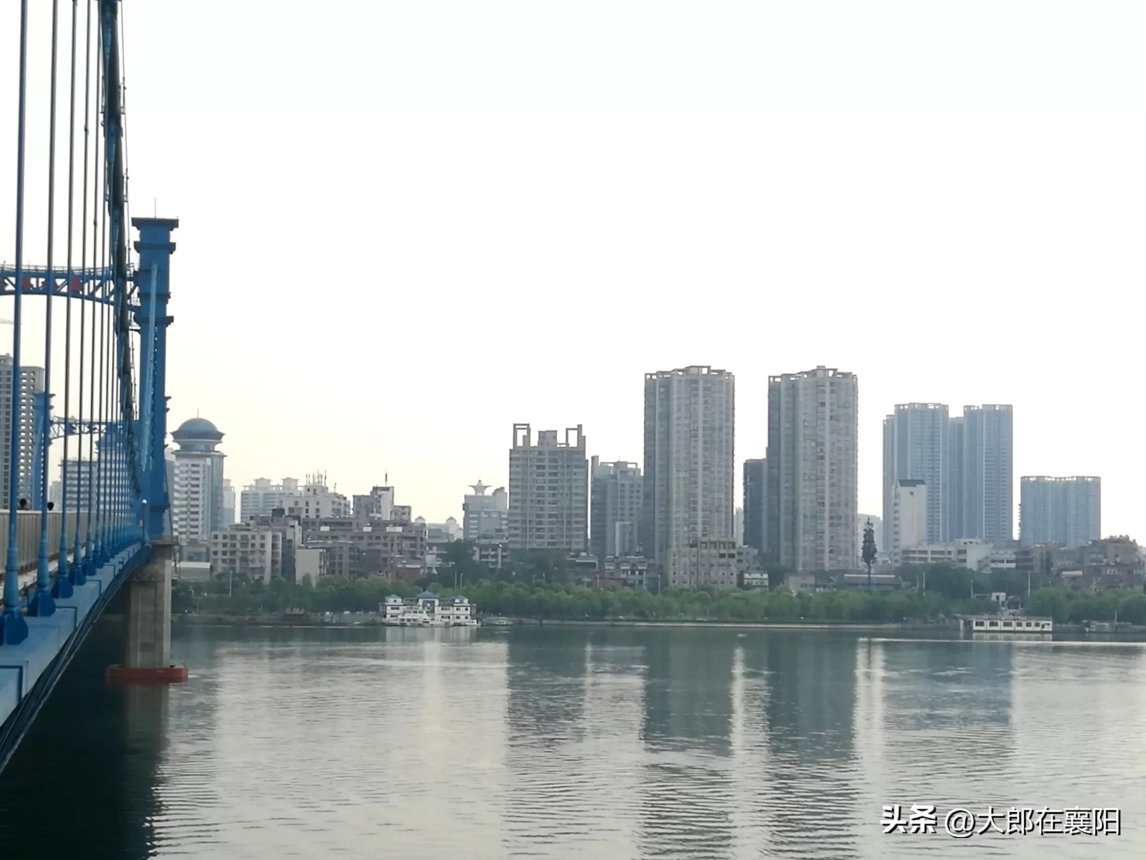 比起“北上广”我更爱“襄阳”，有情有义有温度，襄阳会更好