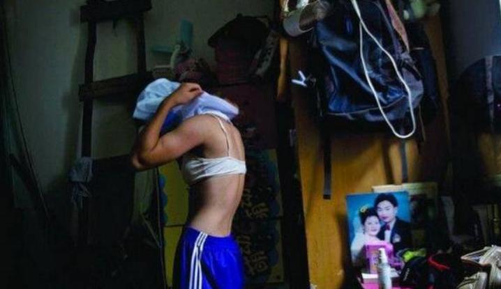 阴阳人有没有存在,阴阳人存在么