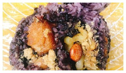 糯米饭团摆摊一月能挣多少钱,摆摊卖糯米饭团的真实感受