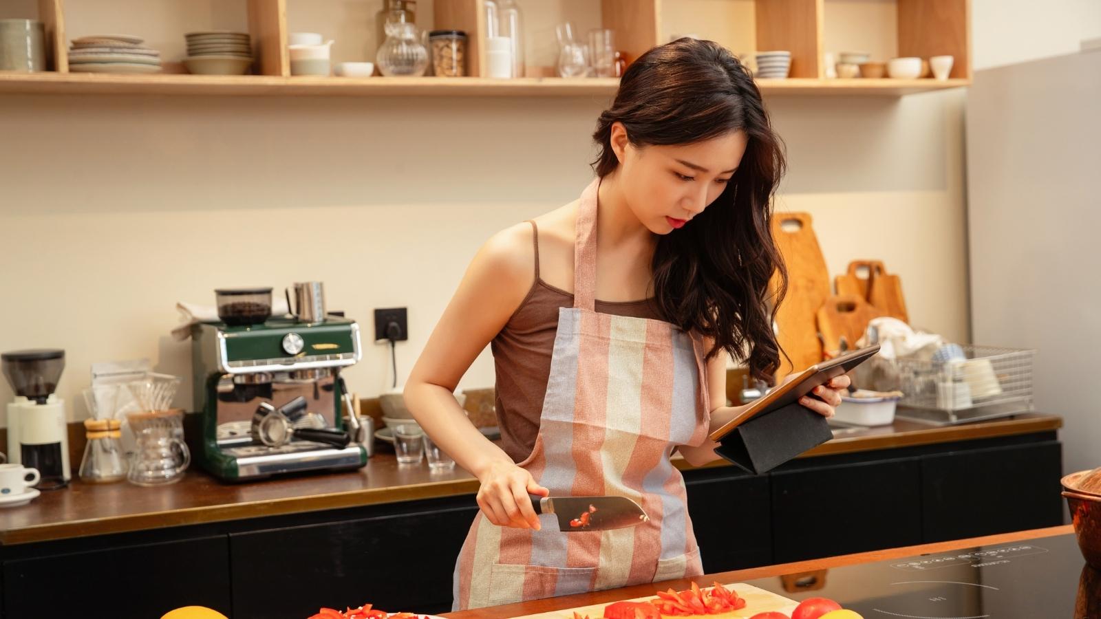 有家有爱有欧派下一句,有家有爱有欧派