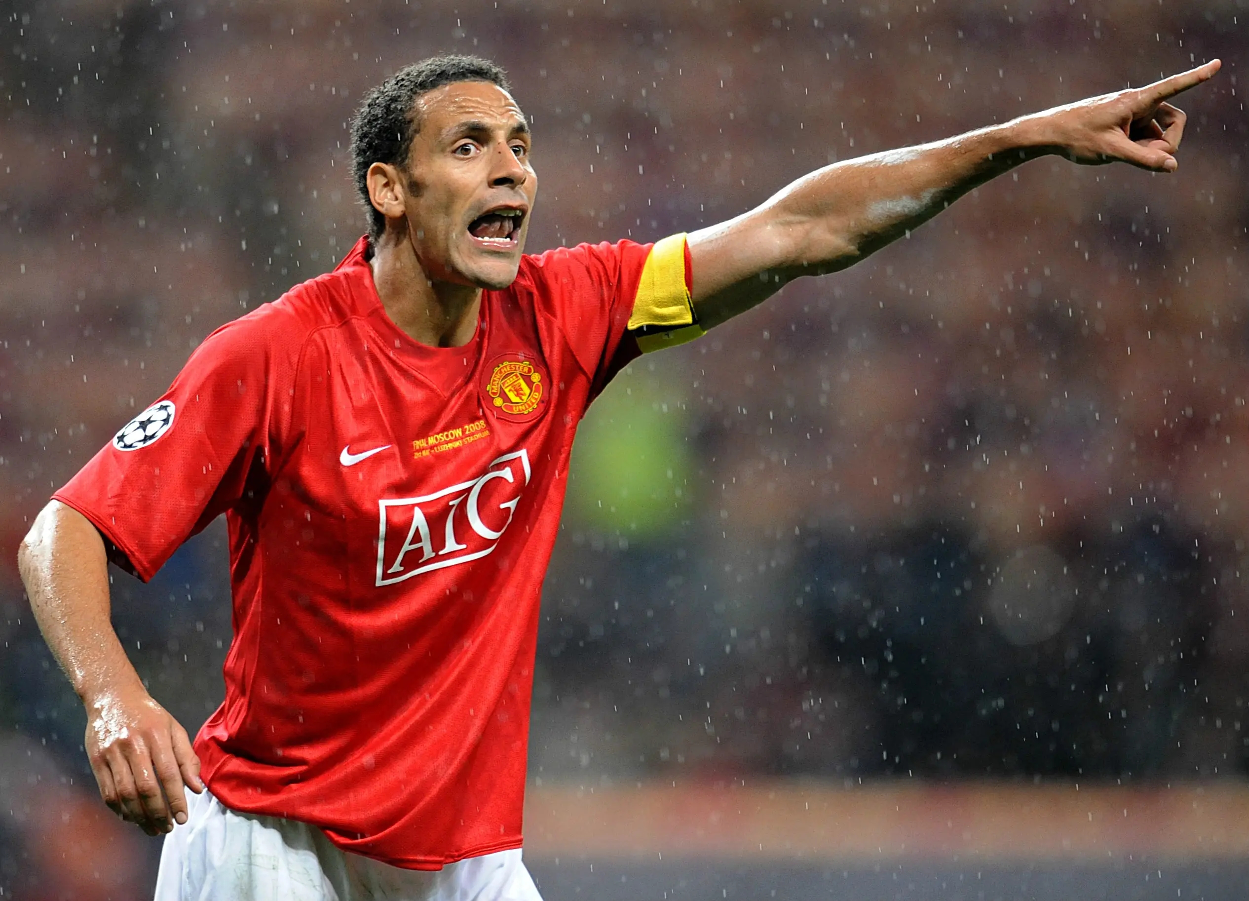 收购曼联的传闻,贝克汉姆梅西4场打进7球