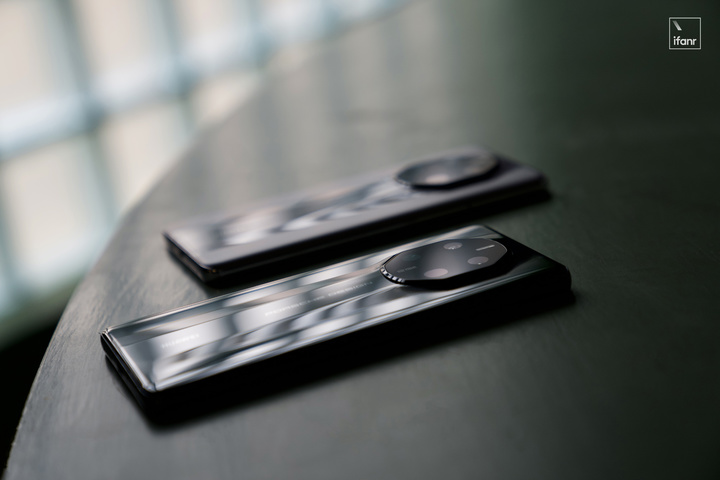 华为Mate50RS保时捷设计体验：生而峥嵘的「少数产品」