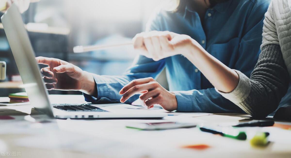 网站启用新域名,网站域名怎么选