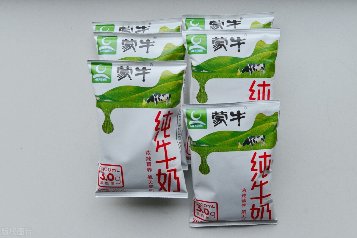 百利包和牛奶哪个好,百利包牛奶是啥样