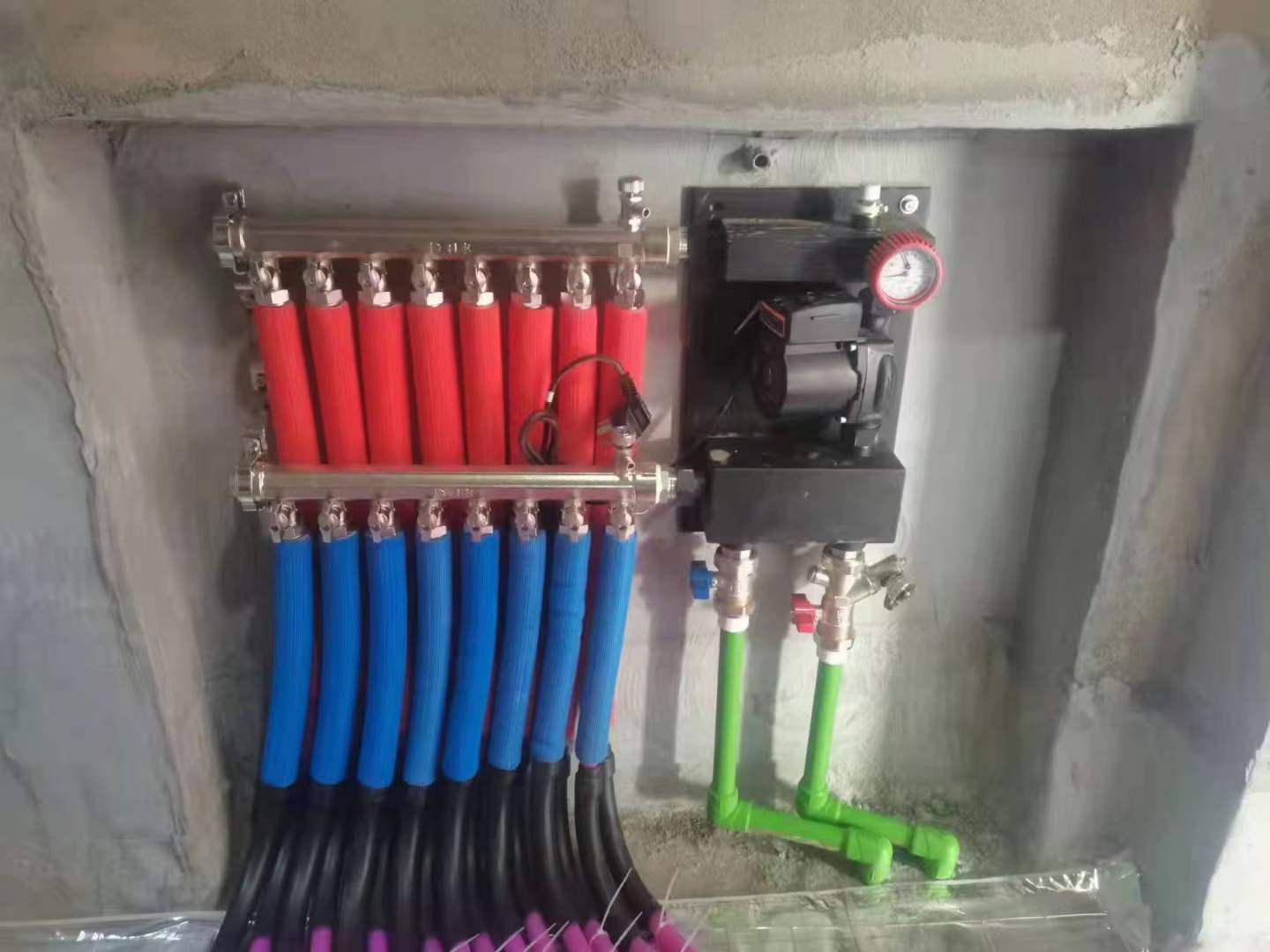 壁挂炉带地暖加泵正确方法图解,壁挂炉外置水泵联动