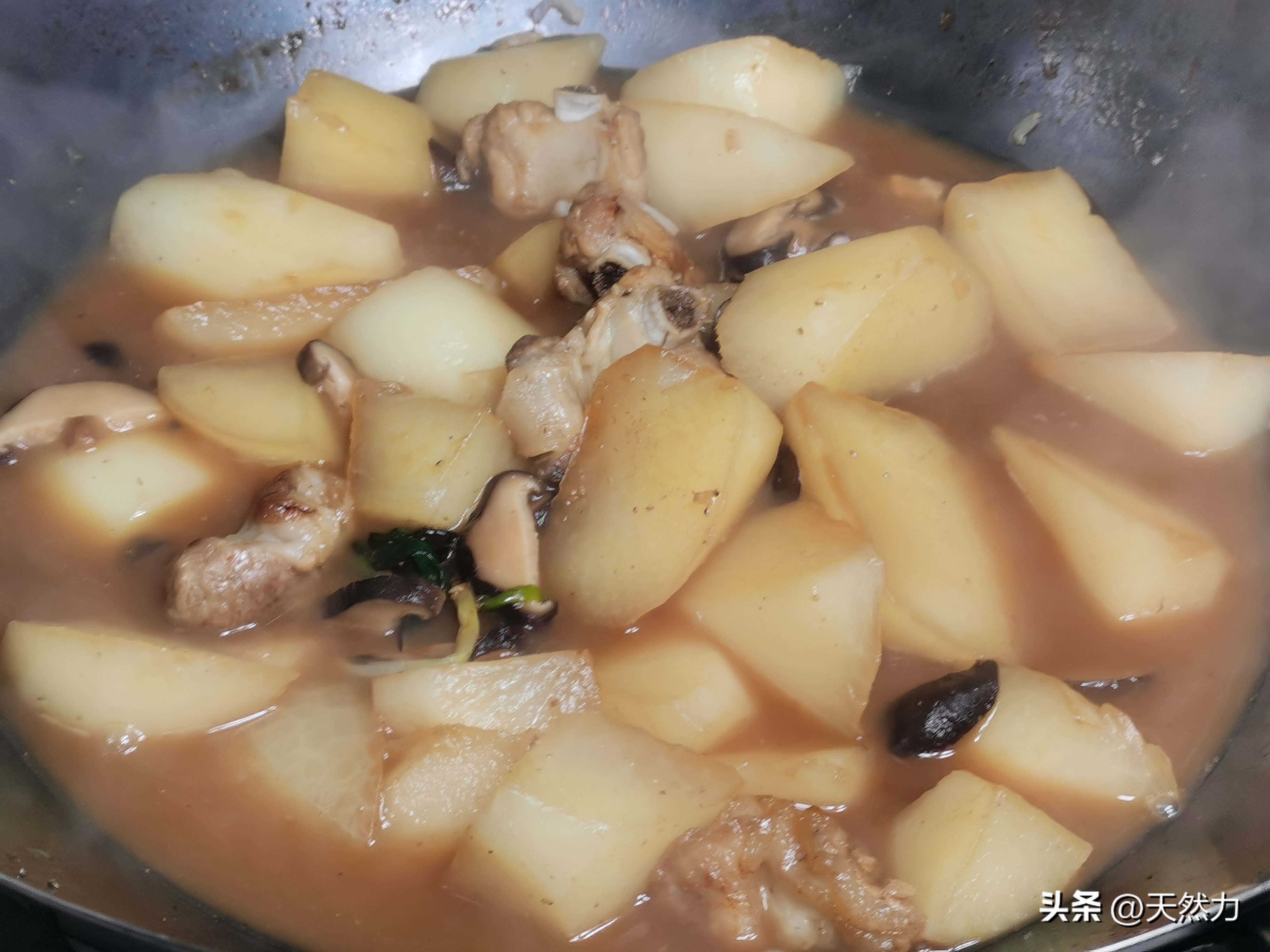 白萝卜爽口小菜的做法,白萝卜清脆爽口好吃又下饭的做法