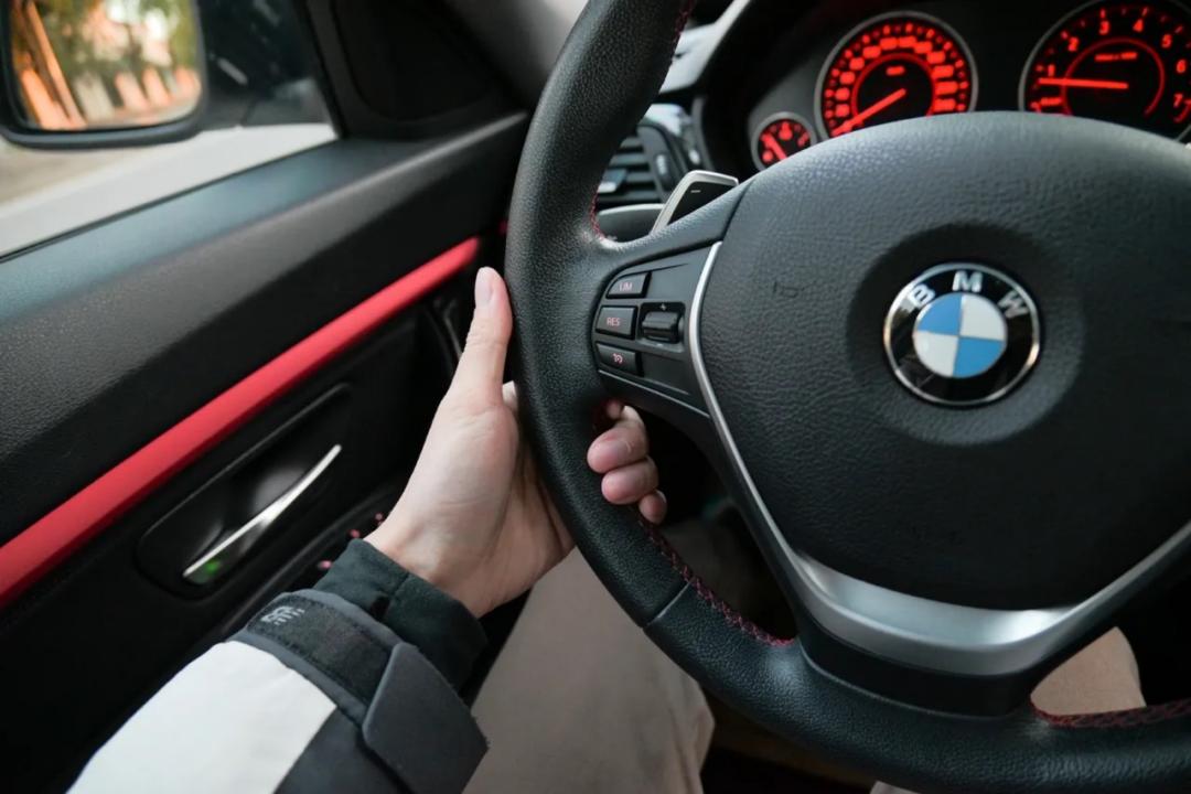 二手宝马gt328i,16款宝马328gt二手值得入手吗