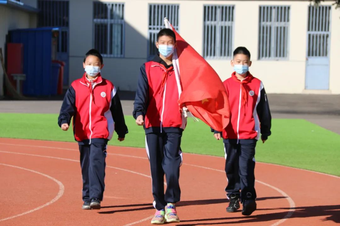 做文明学生主题升旗仪式美篇,美丽校园升旗仪式