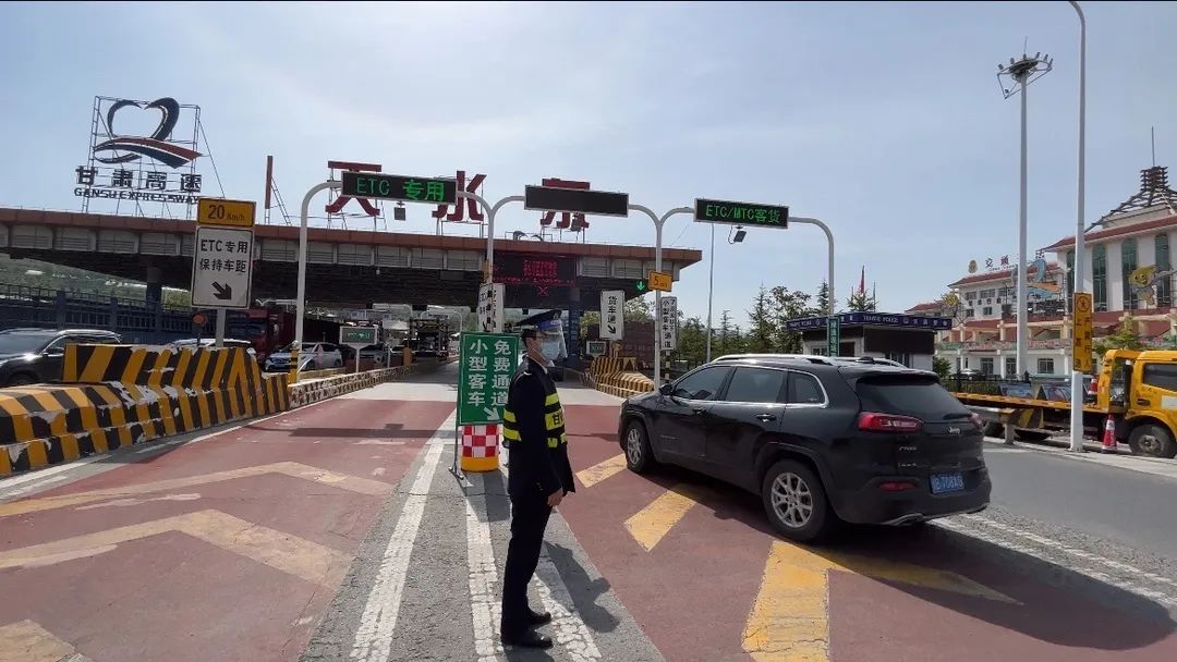 致敬平凡的坚守五一我在岗,五一致敬平凡岗位不平凡的坚守