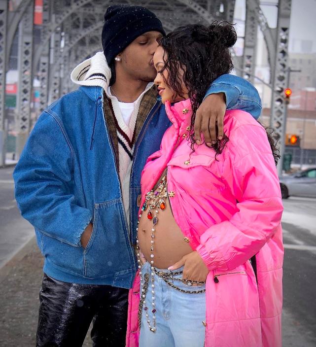 孕早期女人情绪反差大,孕晚期露肚子好不好