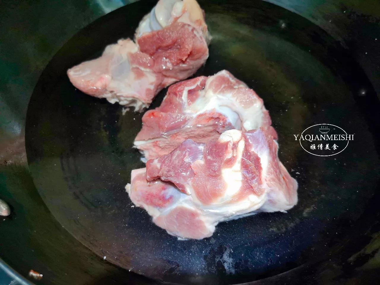 煮肉时的浮沫是精华还是垃圾,煮肉的浮沫到底有多脏