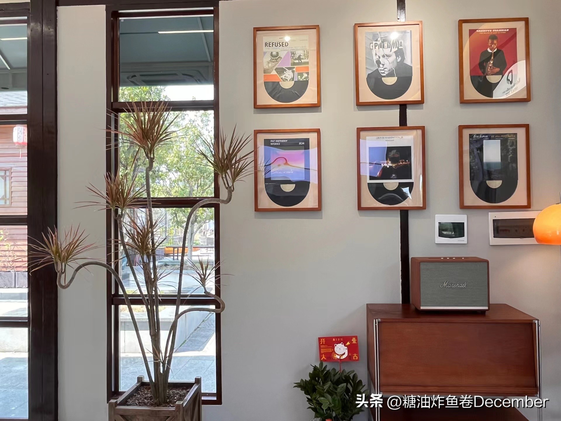 咖啡店的味道围绕整个街角,走过咖啡屋的香味是否吸引你