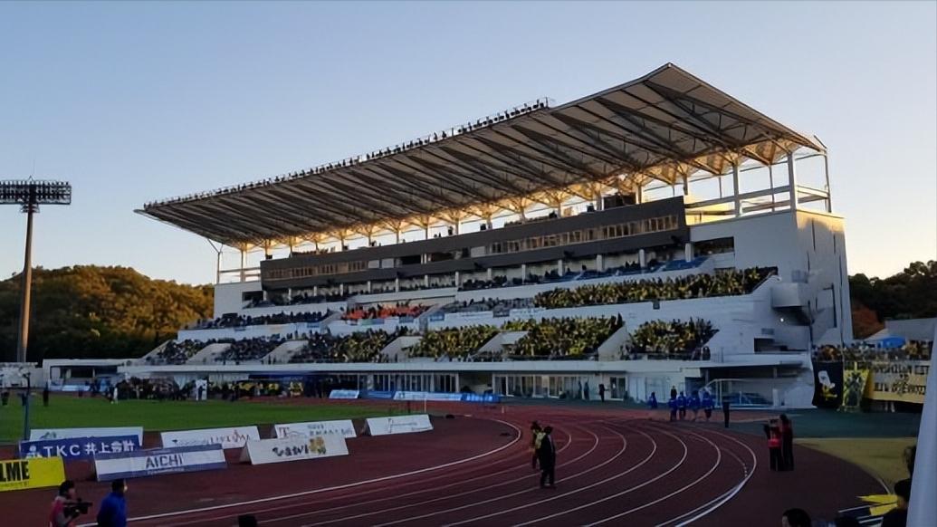 看日本足球去哪里看,日本足球职业联赛赛程