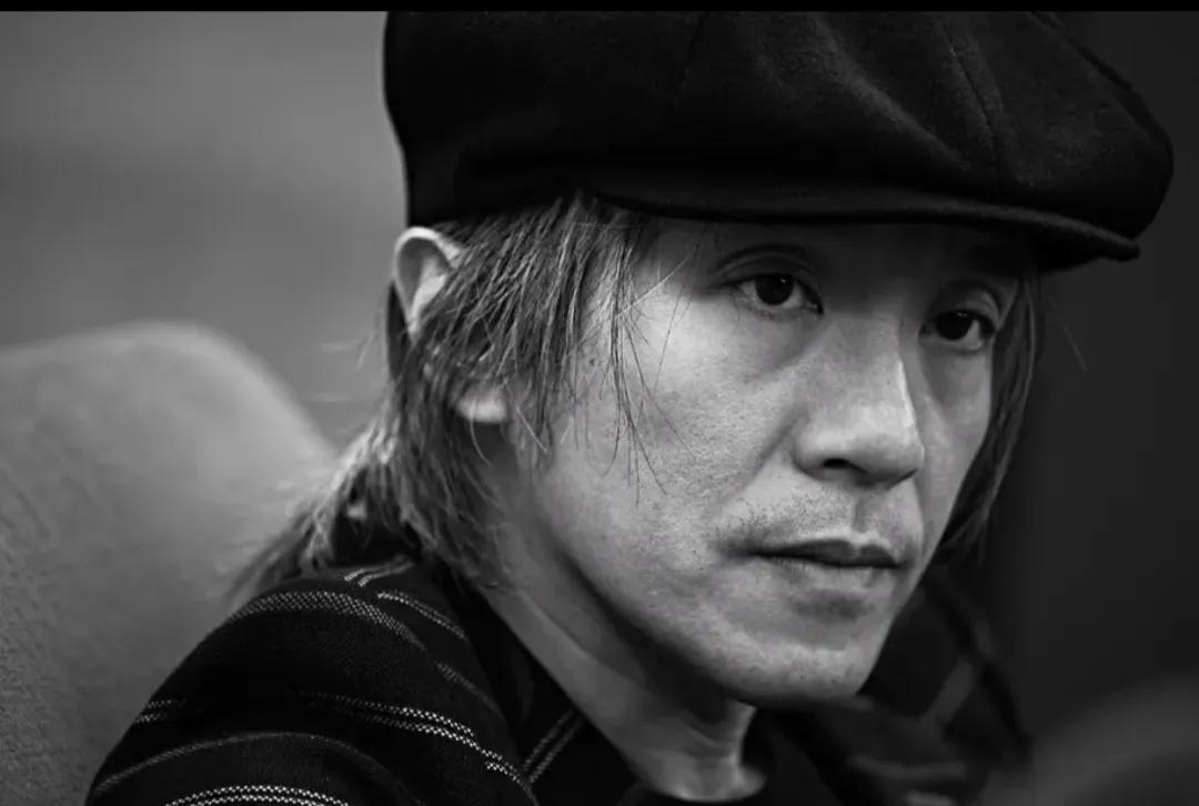 四大天王有谁比得过周星驰,周星驰5次破纪录8次拿冠军