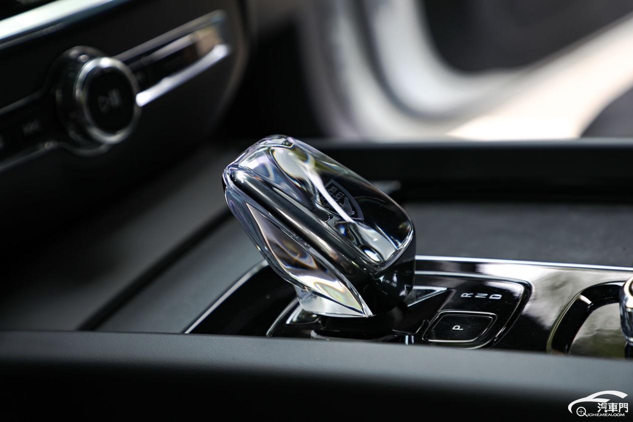 优雅内敛的北欧“瓦罐儿”试驾沃尔沃V60