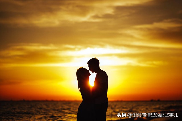 异性朋友，一旦频繁聊这些，就是在“越轨”