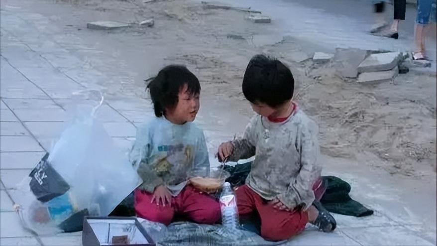 一岁男子被拐27年后警方帮团聚,广东7岁男孩被拐14年后