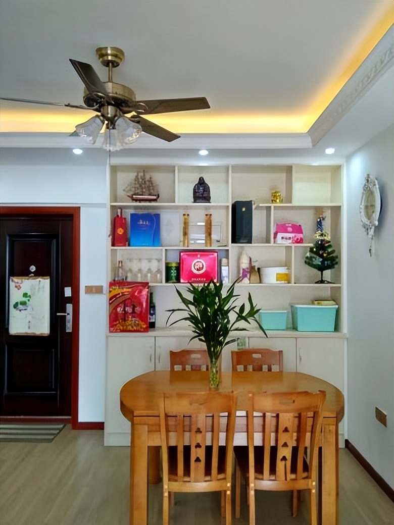 小户型房子适合装马桶还是蹲坑,现在装修房子建议用马桶还是蹲坑