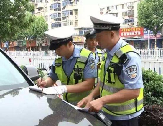 又一传统行业败了，曾有大量人“充面子”购买，现在降价都被嫌弃