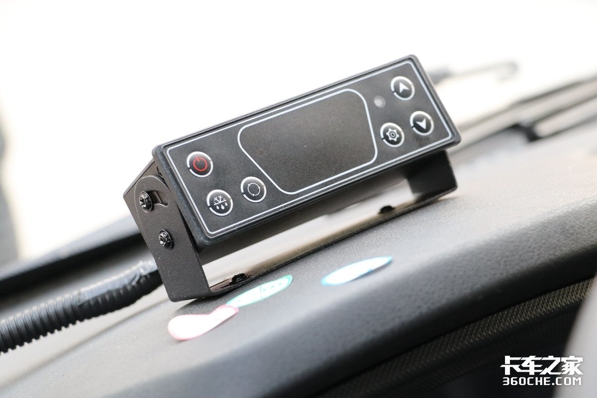 用小卡的钱干轻卡活容积近11方图解江淮1卡恺达冰博士