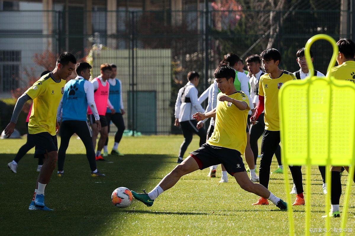 中国足球发展缓慢的原因,深度解析中国足球弱的根本原因