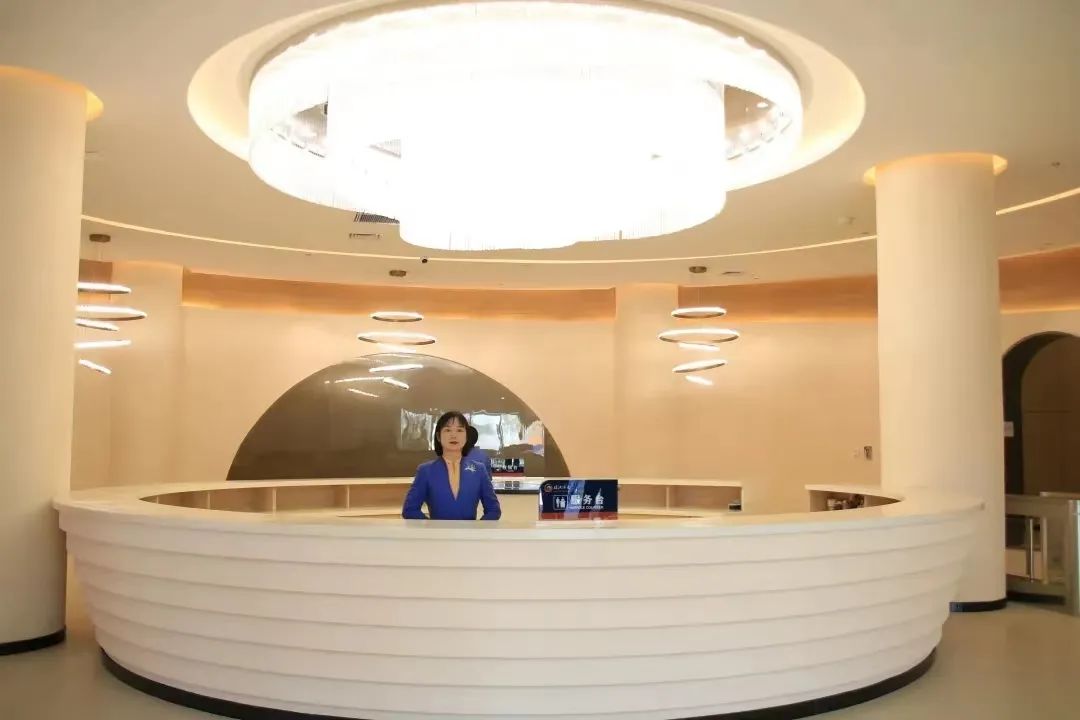 泾川橙香瑶池温泉游泳团购,泾川温泉旅游