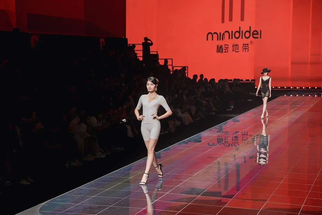 广东华阳塑身衣,河南华阳塑身衣