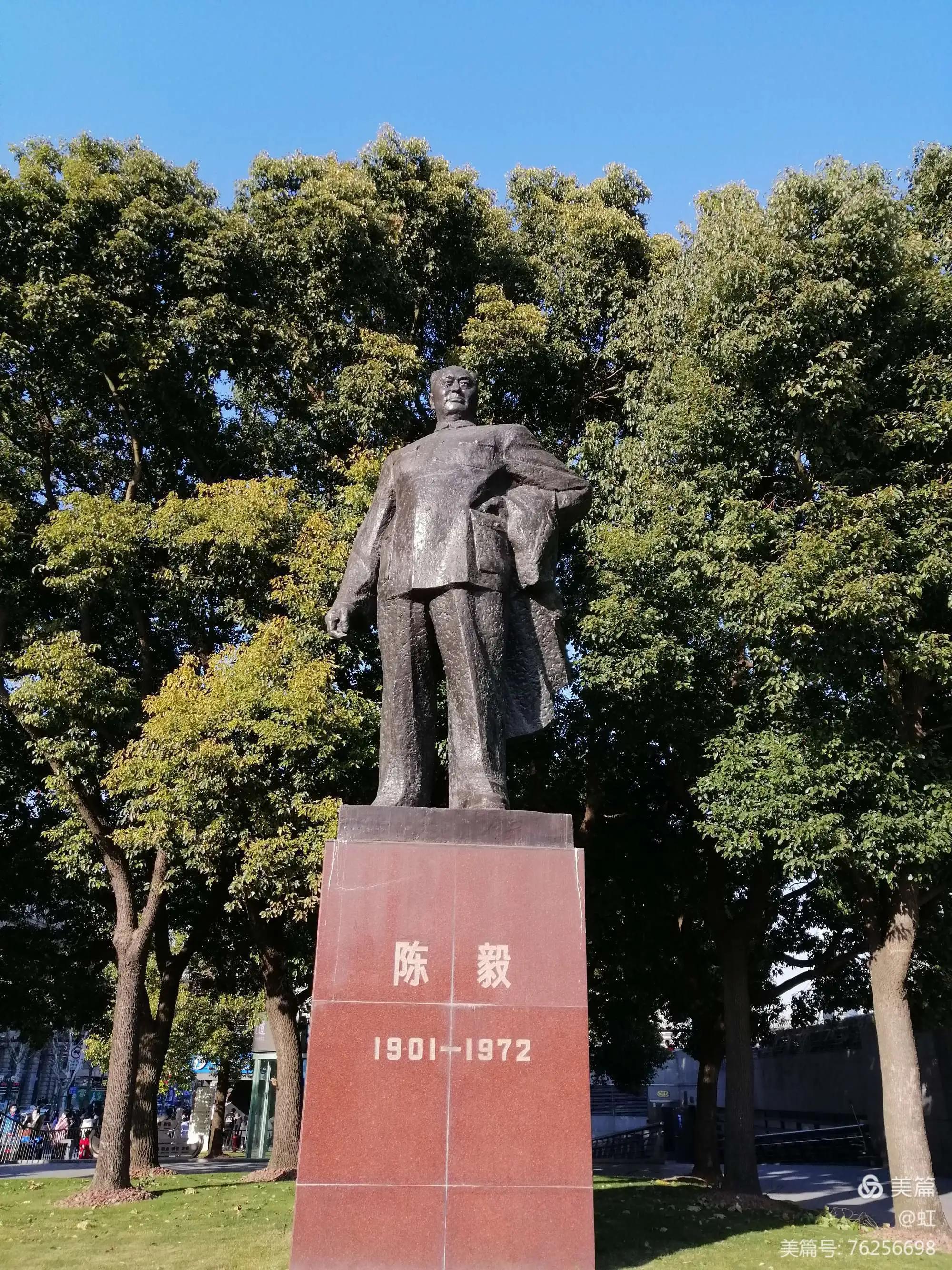 上海外滩带你欣赏不一样的风景,漫步在外滩看风景