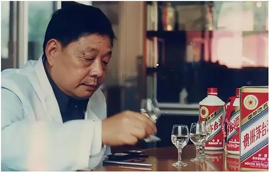 四川一白酒高调宣传，叫板八大名酒，是实力允许？还是夜郎自大？