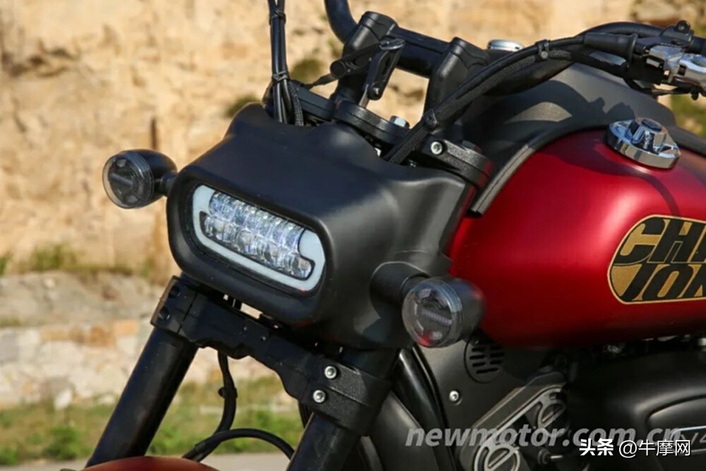 庄威400这款车怎么样,庄威400普通版与豪华版的区别