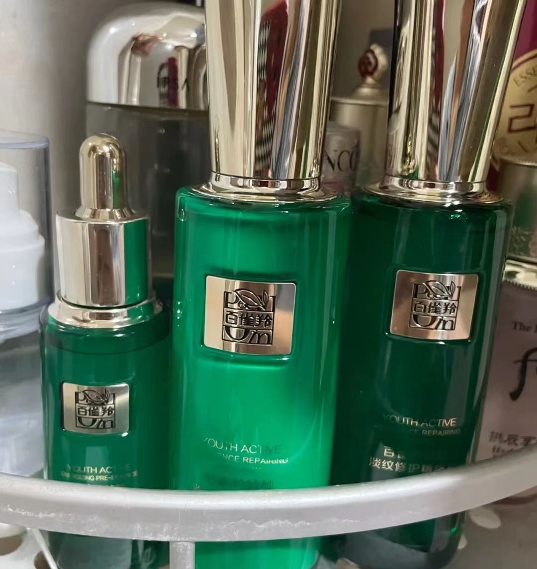 水乳测评olay淡斑特护小白瓶,olay超抗美白水乳测评