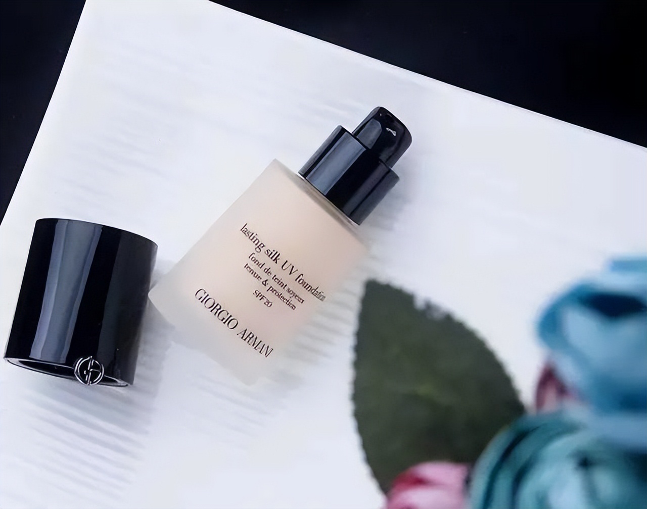 适合油皮遮瑕力强的粉底液测评,适合油皮敏感痘痘肌的bb霜