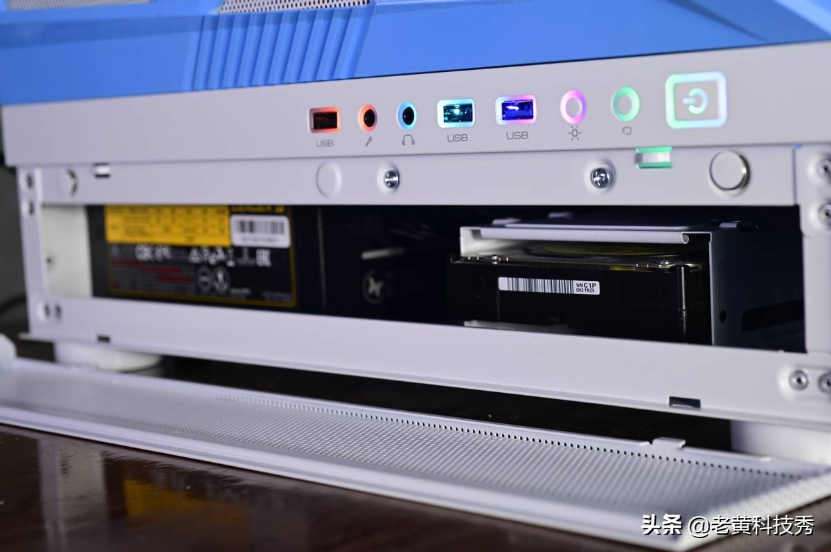 机箱怎么散热效果最好,机箱开侧盖散热有多好