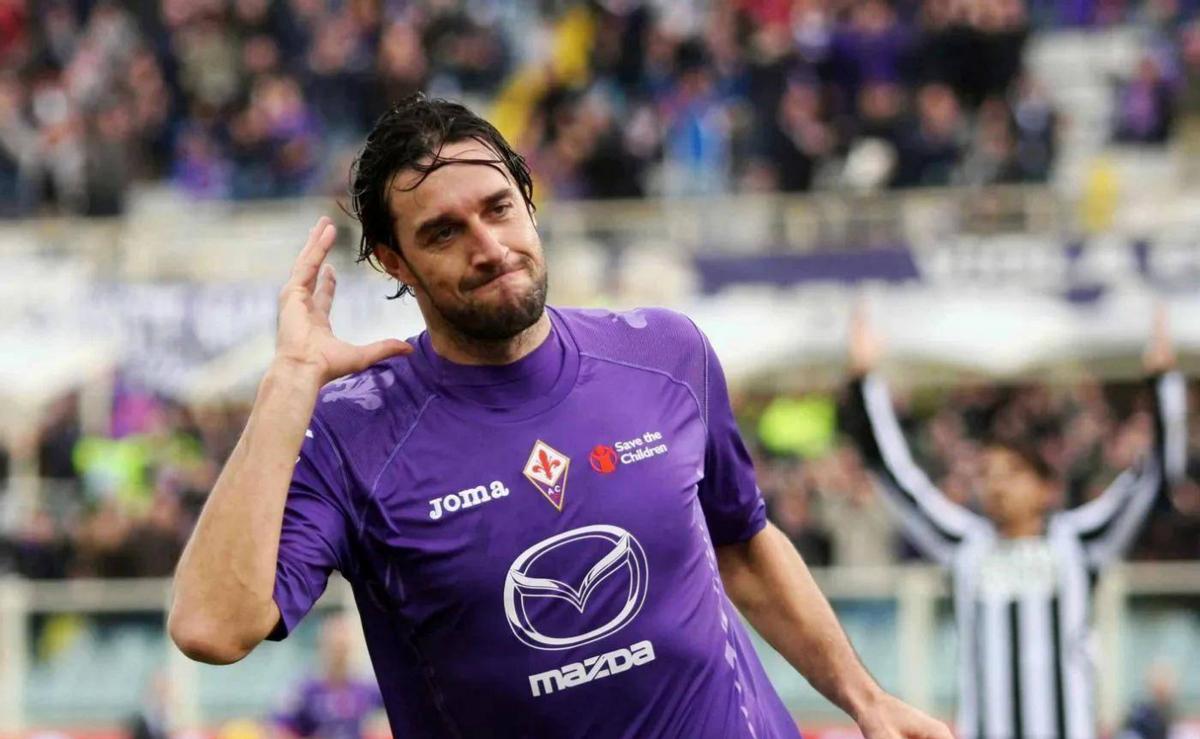 足坛现役十大球星足球小将,足坛大器晚成的球星