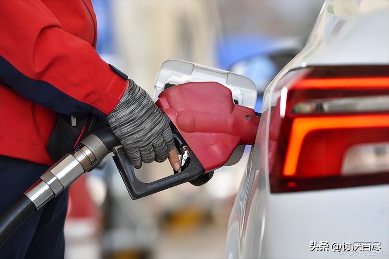 一升汽油大概等于多少斤,一升汽油相当于多少斤