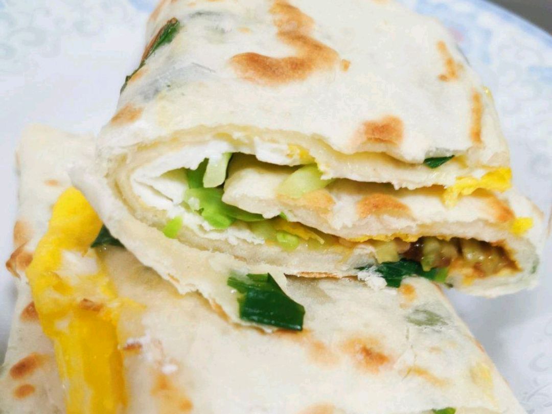 早上吃牛奶面包和不吃早餐哪个好,儿童早餐吃牛奶鸡蛋面包营养够吗