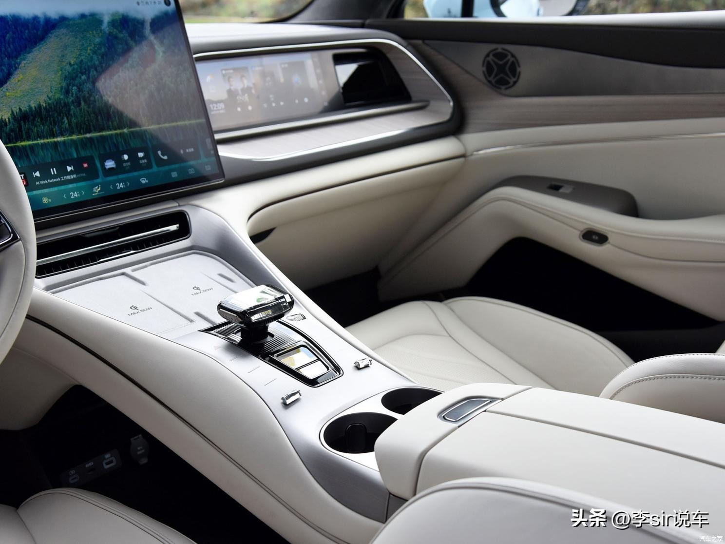 豪华智能suv腾势n7震撼上市,让顶配变标配腾势n7产品力解析