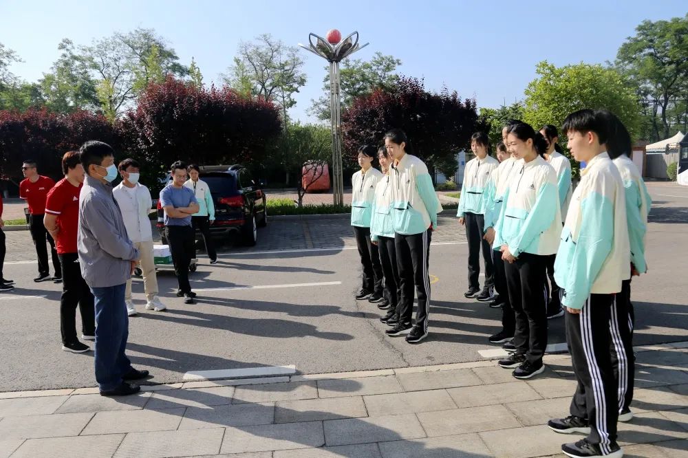 国少女排12人名单！王音迪陈曦悦范泊宁出战亚少赛，只带2名副攻