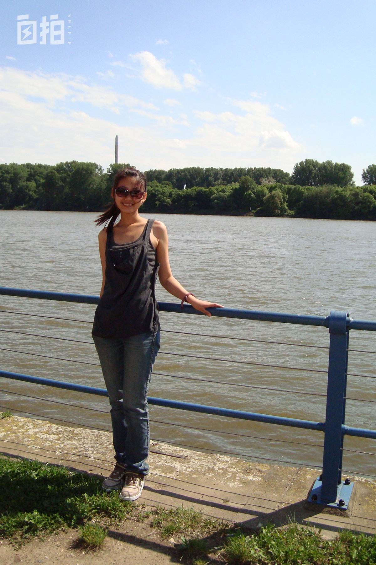 我，美国名校毕业，辞去白领工作，靠当群演养活自己