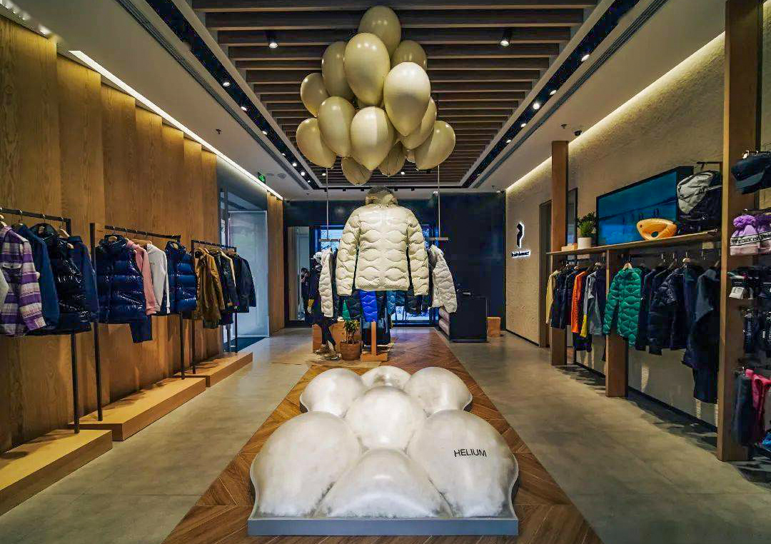 轻薄羽绒服波司登谷爱凌,轻便时尚舒适暖和