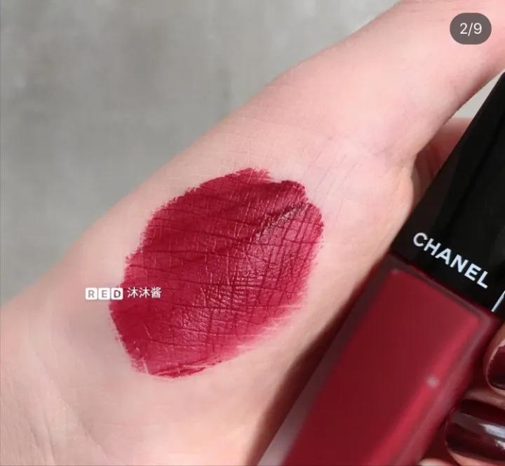 每个女生都不可能只拥有一支口红,女生一生只能买十只口红