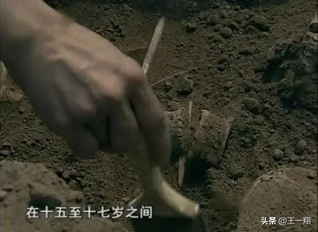 800年前的古墓女尸,挖出500年前女尸